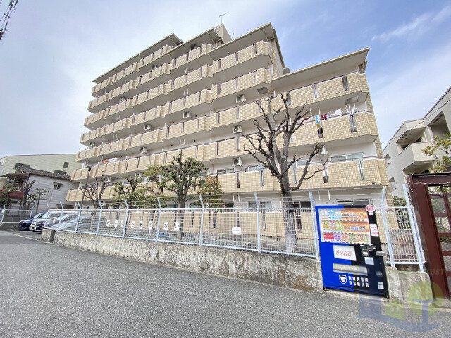 大阪市東淀川区豊新３丁目の賃貸マンションの外観