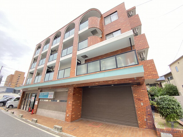 大阪市東淀川区豊里４丁目の賃貸マンションの外観