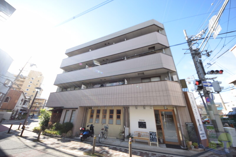 大阪市東淀川区豊新５丁目の賃貸マンションの外観