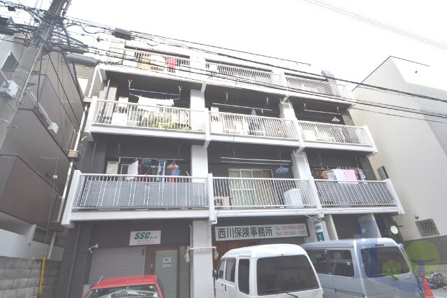 大阪市東淀川区豊新５丁目の賃貸マンションの外観
