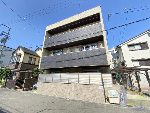 大阪市東淀川区下新庄１丁目の賃貸アパートの外観