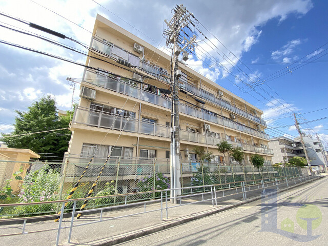 大阪市東淀川区豊新１丁目の賃貸マンションの外観