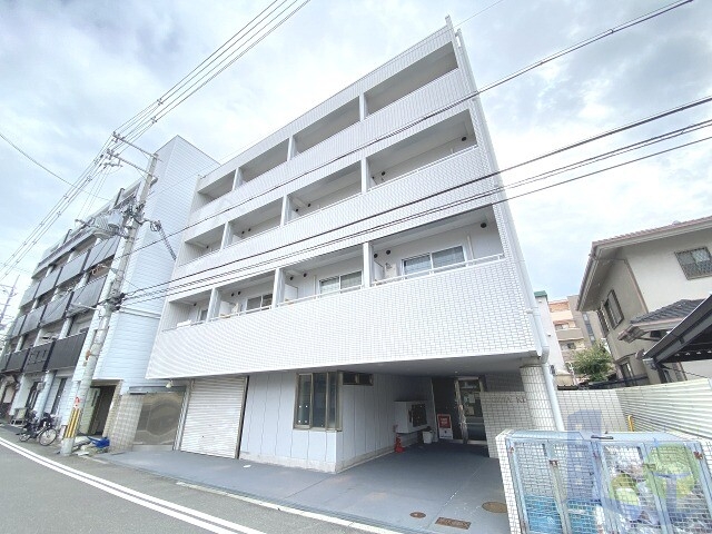 大阪市東淀川区小松１丁目の賃貸マンションの外観
