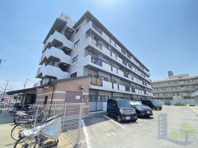 大阪市東淀川区大桐１丁目の賃貸マンションの外観