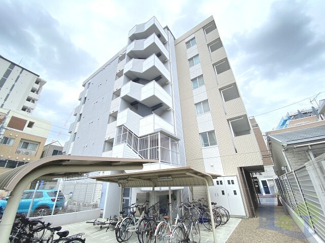 大阪市東淀川区菅原５丁目の賃貸マンションの外観