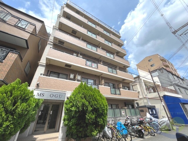 大阪市東淀川区小松１丁目の賃貸マンションの外観