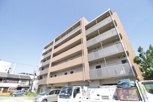 大阪市東淀川区下新庄３丁目の賃貸マンションの外観