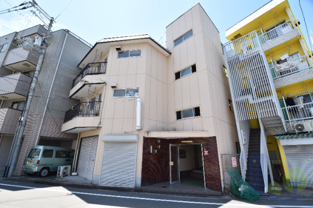 大阪市東淀川区豊新５丁目の賃貸マンションの外観