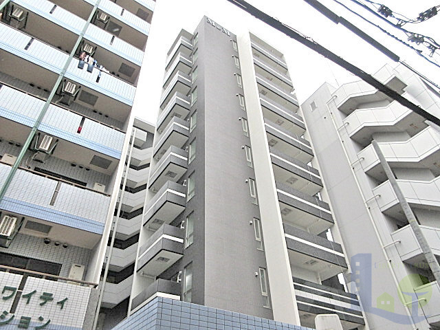 大阪市東淀川区西淡路１丁目の賃貸マンションの外観
