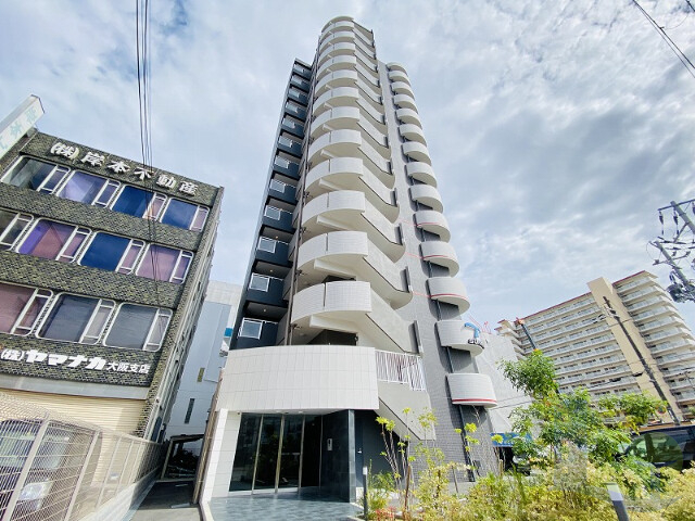 大阪市東淀川区西淡路１丁目の賃貸マンションの外観