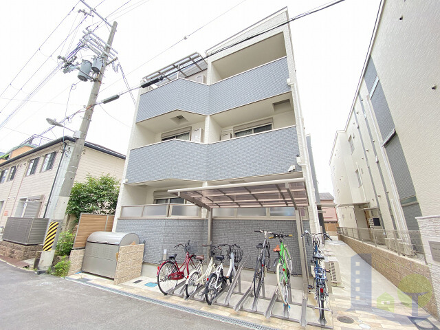 大阪市東淀川区淡路３丁目の賃貸アパートの外観