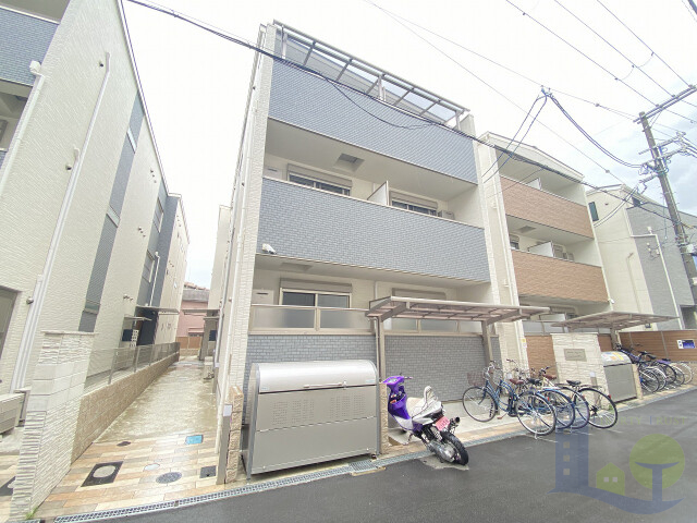 大阪市東淀川区淡路３丁目の賃貸アパートの外観