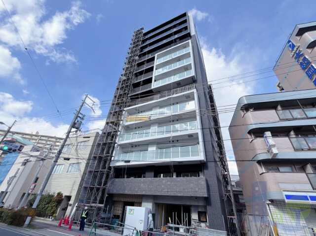 大阪市東淀川区上新庄３丁目の賃貸マンションの外観