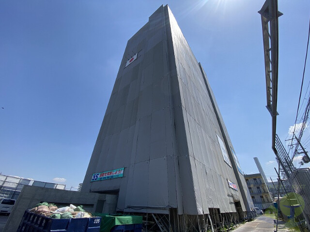 大阪市東淀川区南江口２丁目の賃貸マンションの外観