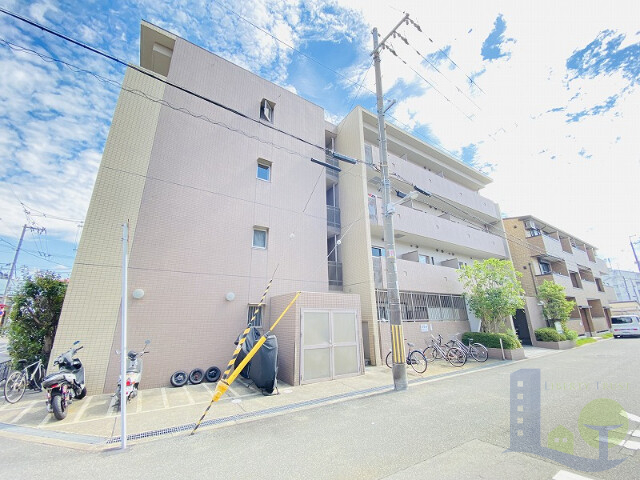 大阪市東淀川区大桐１丁目の賃貸マンションの外観