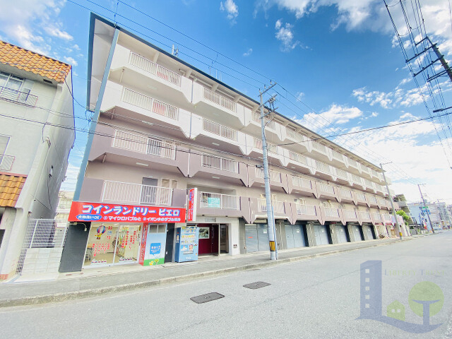 大阪市東淀川区南江口２丁目の賃貸マンションの外観