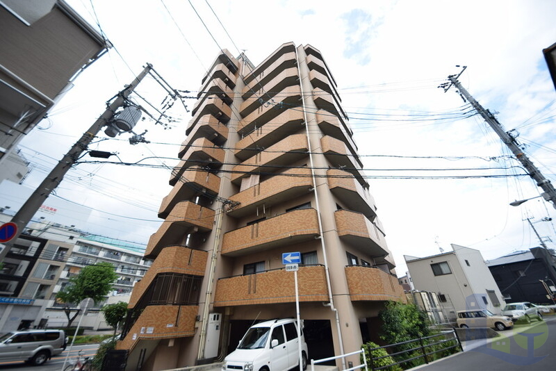 大阪市東淀川区菅原１丁目の賃貸マンションの外観