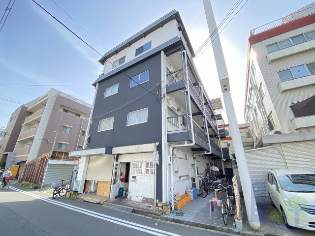 大阪市東淀川区豊新５丁目の賃貸マンションの外観