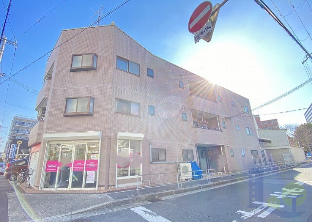 大阪市東淀川区豊新２丁目の賃貸マンションの外観
