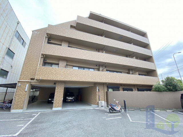 大阪市東淀川区大道南１丁目の賃貸マンションの外観