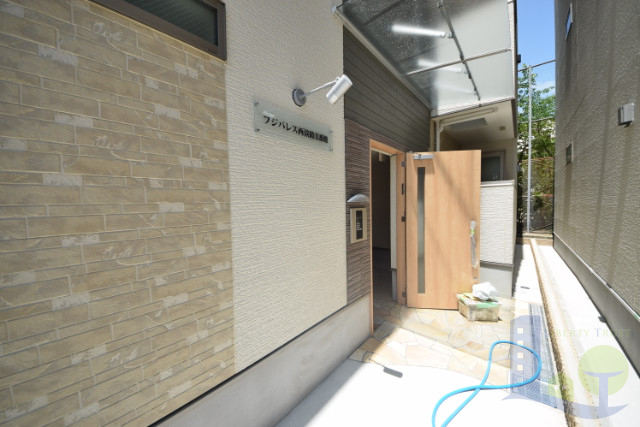 大阪市東淀川区西淡路３丁目の賃貸アパートの外観