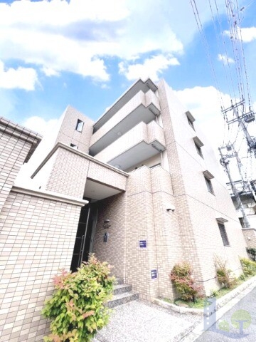 大阪市東淀川区西淡路２丁目の賃貸マンションの外観