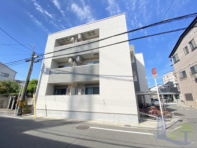 大阪市東淀川区大桐２丁目の賃貸アパートの外観