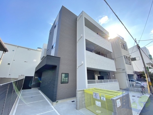 大阪市東淀川区上新庄３丁目の賃貸アパートの外観