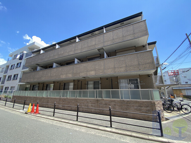 大阪市東淀川区豊里４丁目の賃貸アパートの外観