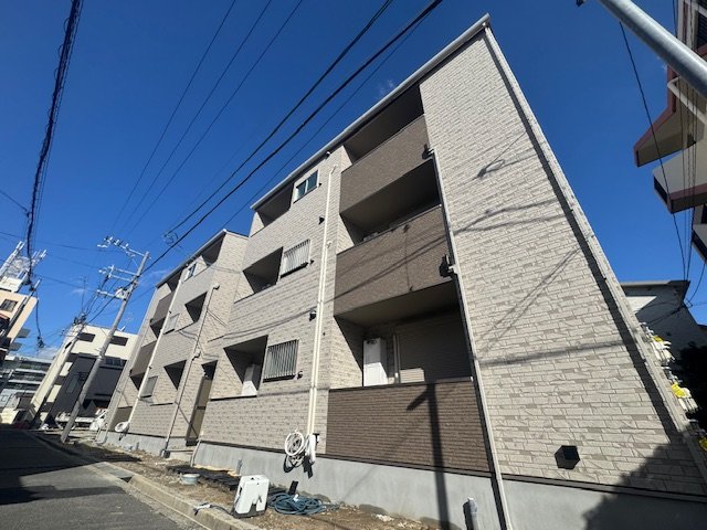 HARU吹田FRONT