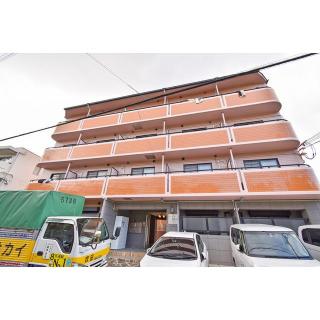 ローレル関大前