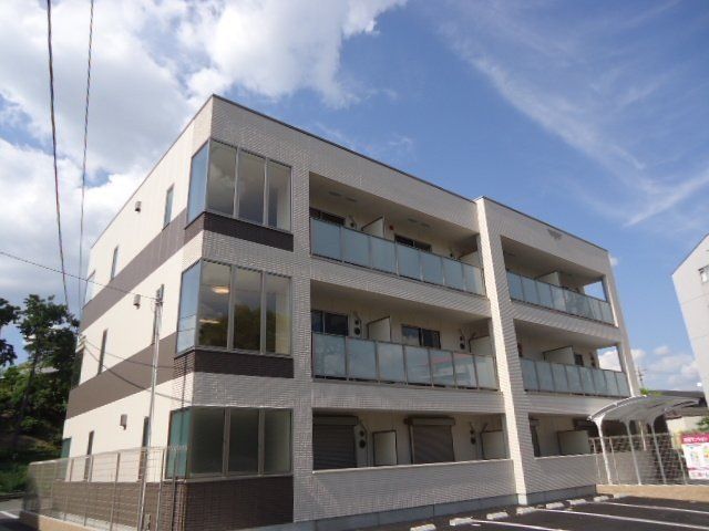 ラ・ジュネス　Ｓｅｎｒｉ