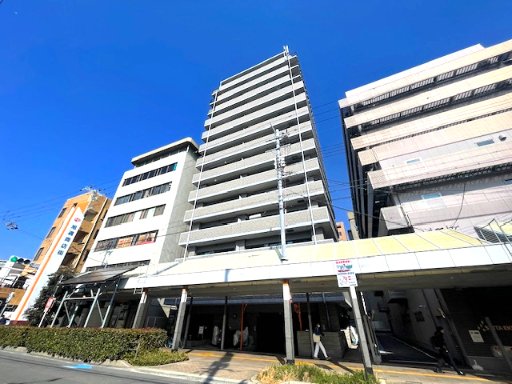 エスリード吹田駅前