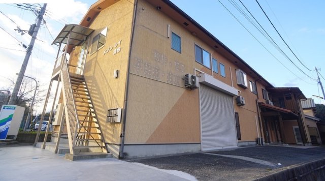 メゾンレイ河合