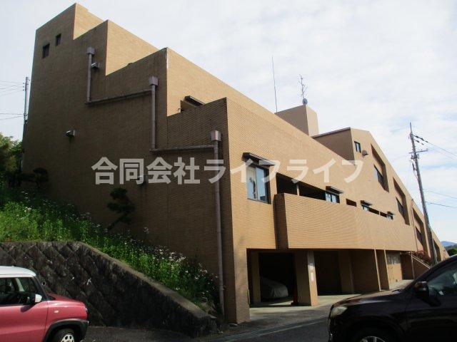 片岡山荘の外観