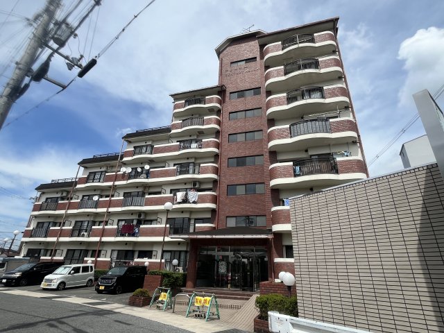 センチュリーアスカⅥの外観