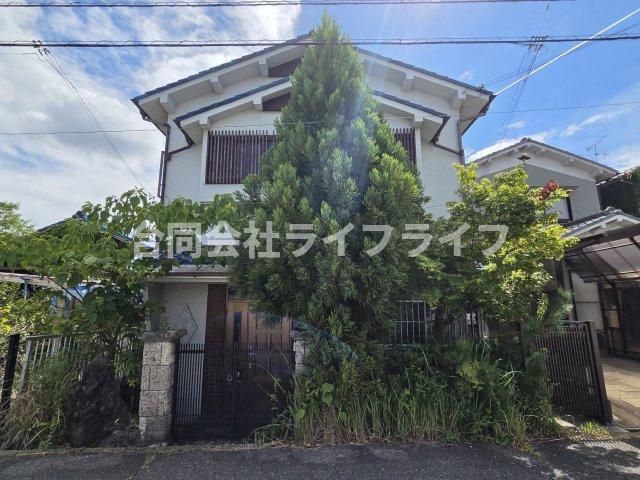 香芝市穴虫戸建の外観