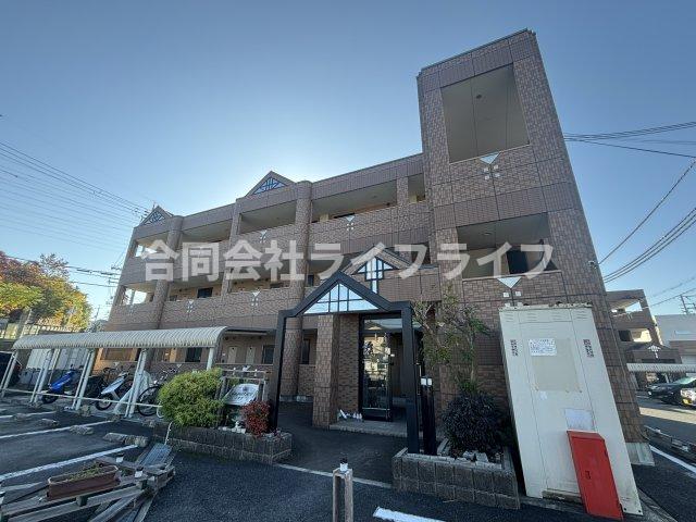ラ・ポーラ滝川Ⅱ番館の外観