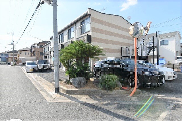 レオパレスＬｉｎｄｅｎの外観