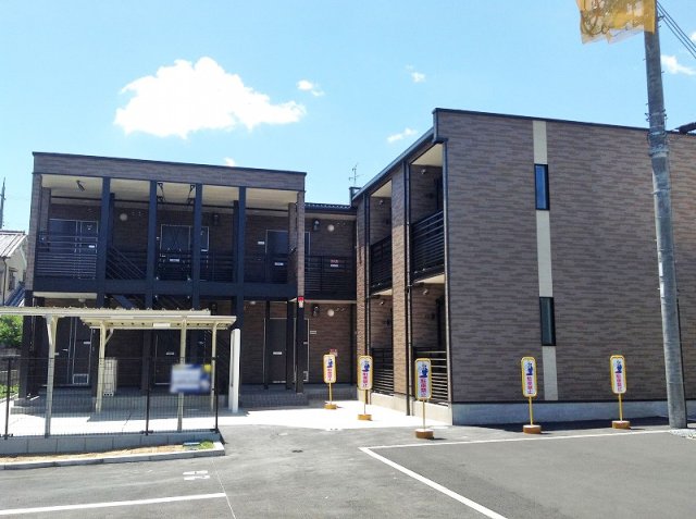 レオネクストますがの外観