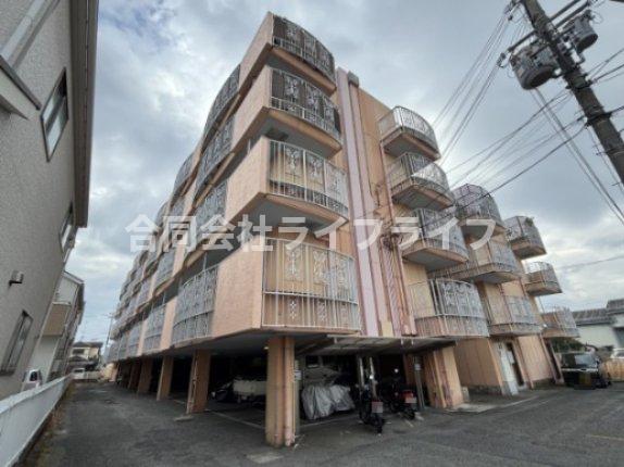 ニューエストタカダの外観