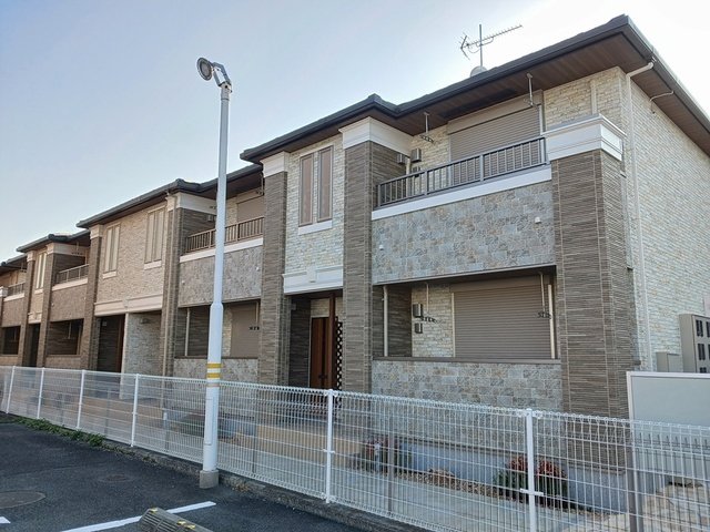 アザレアツインズの外観