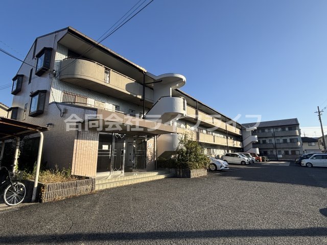 メゾン東中の外観