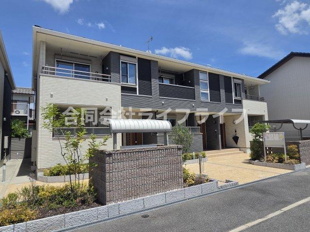 エクセレント カーサⅢ B棟の外観