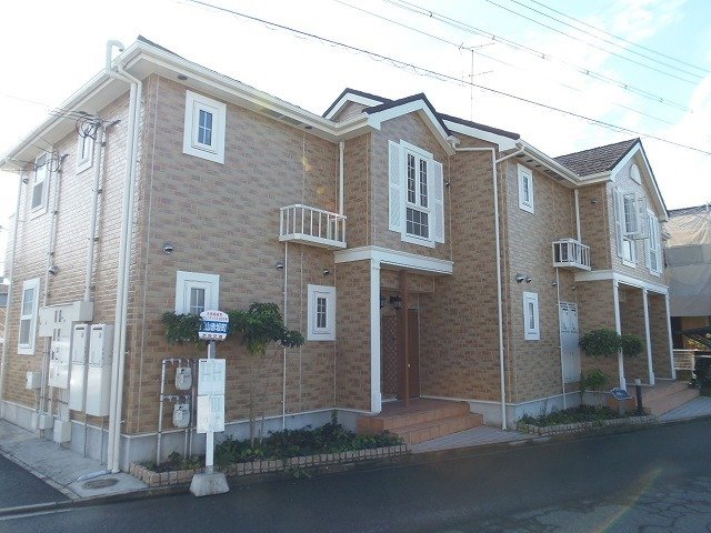 アルバの外観
