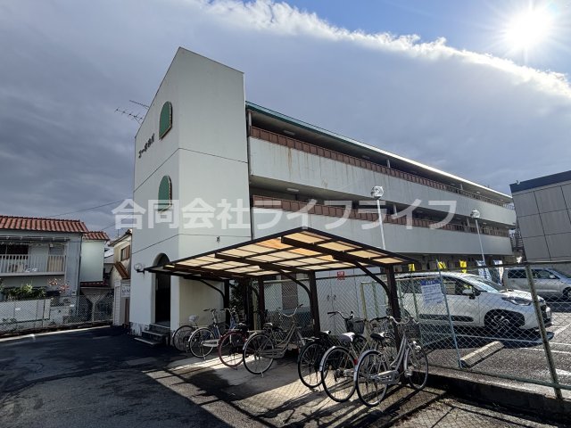 コーポ津川の外観