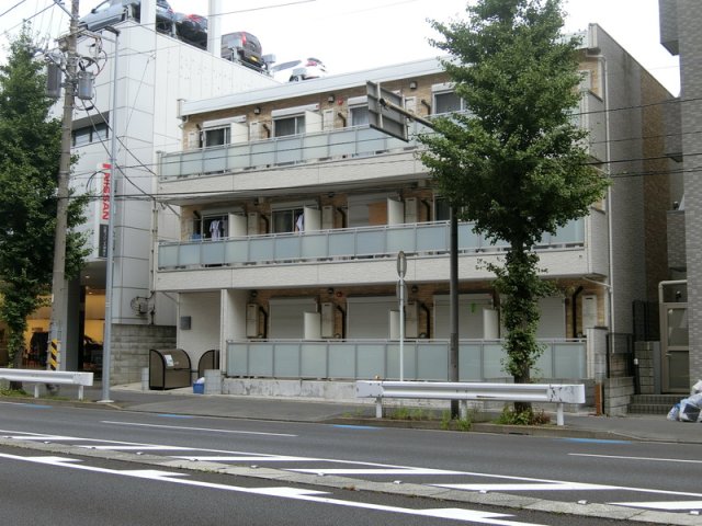 リブリ・Eminence小向