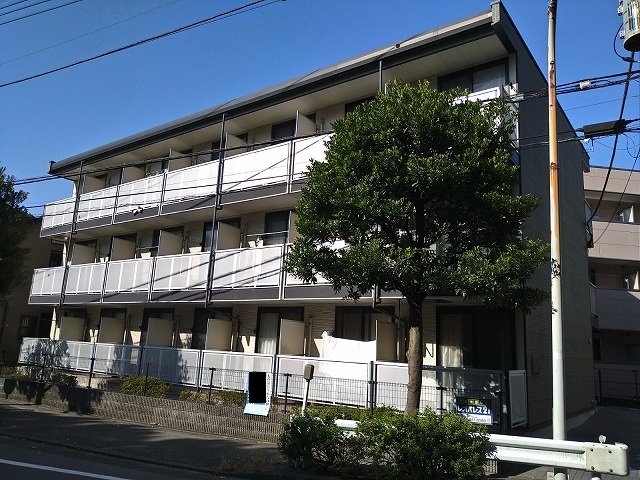 レオパレス春日