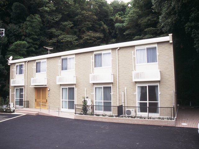 レオパレスＯＭＯＴＥⅢ