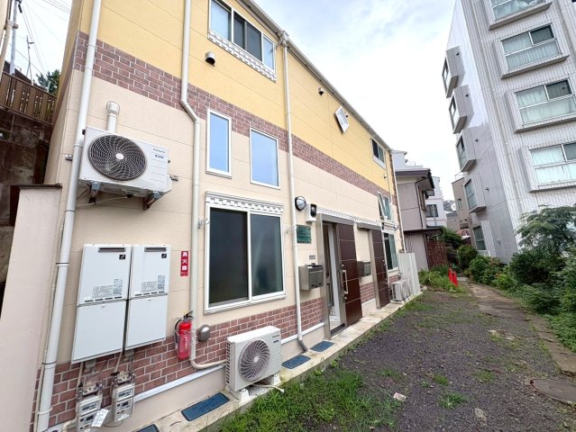 ユナイト保土ヶ谷ポンテ・デラローサ
